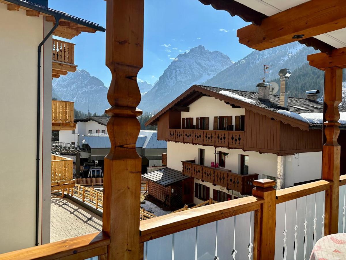 B&B Family Accommodation Canazei Bike Friendly Exterior photo