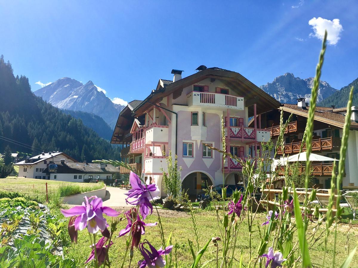 B&B Family Accommodation Canazei Bike Friendly Exterior photo